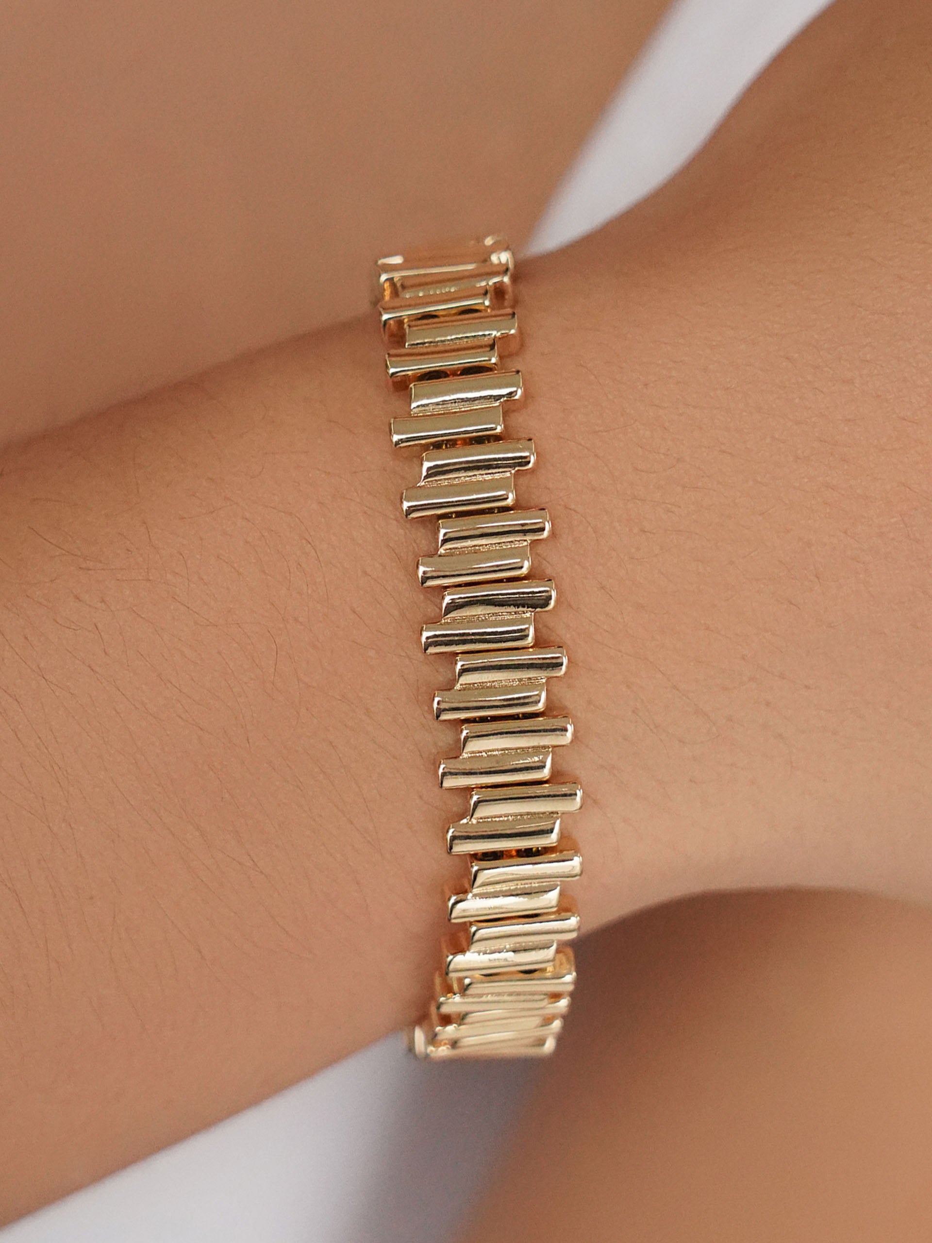Everyday Link Bracelet 18k Gold Plated model 3