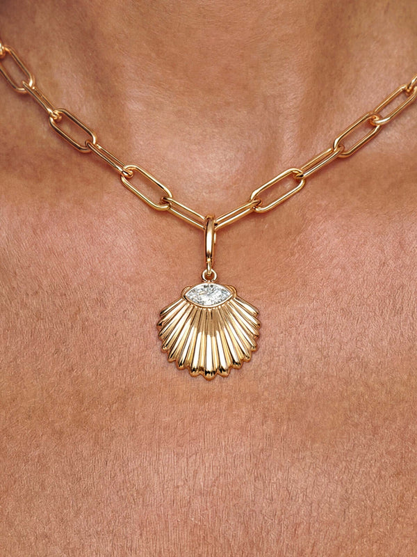 Shell Charm Second