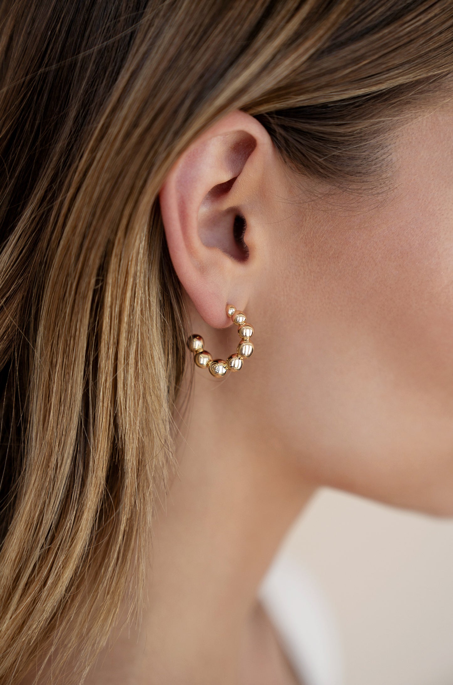 Bubble Huggie Hoops 18k Gold Plated model