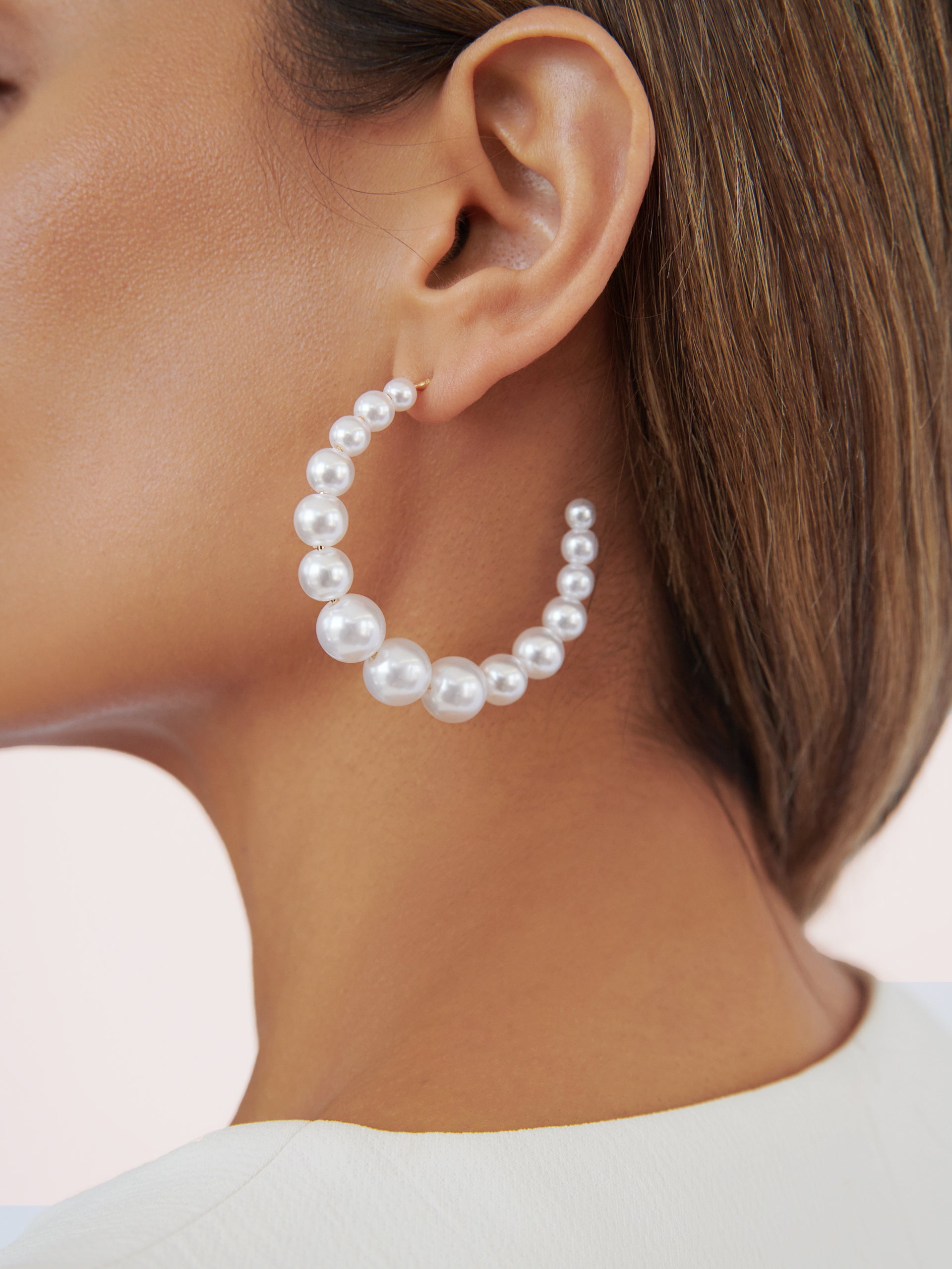 Pearl Bubble Hoops Pearl model