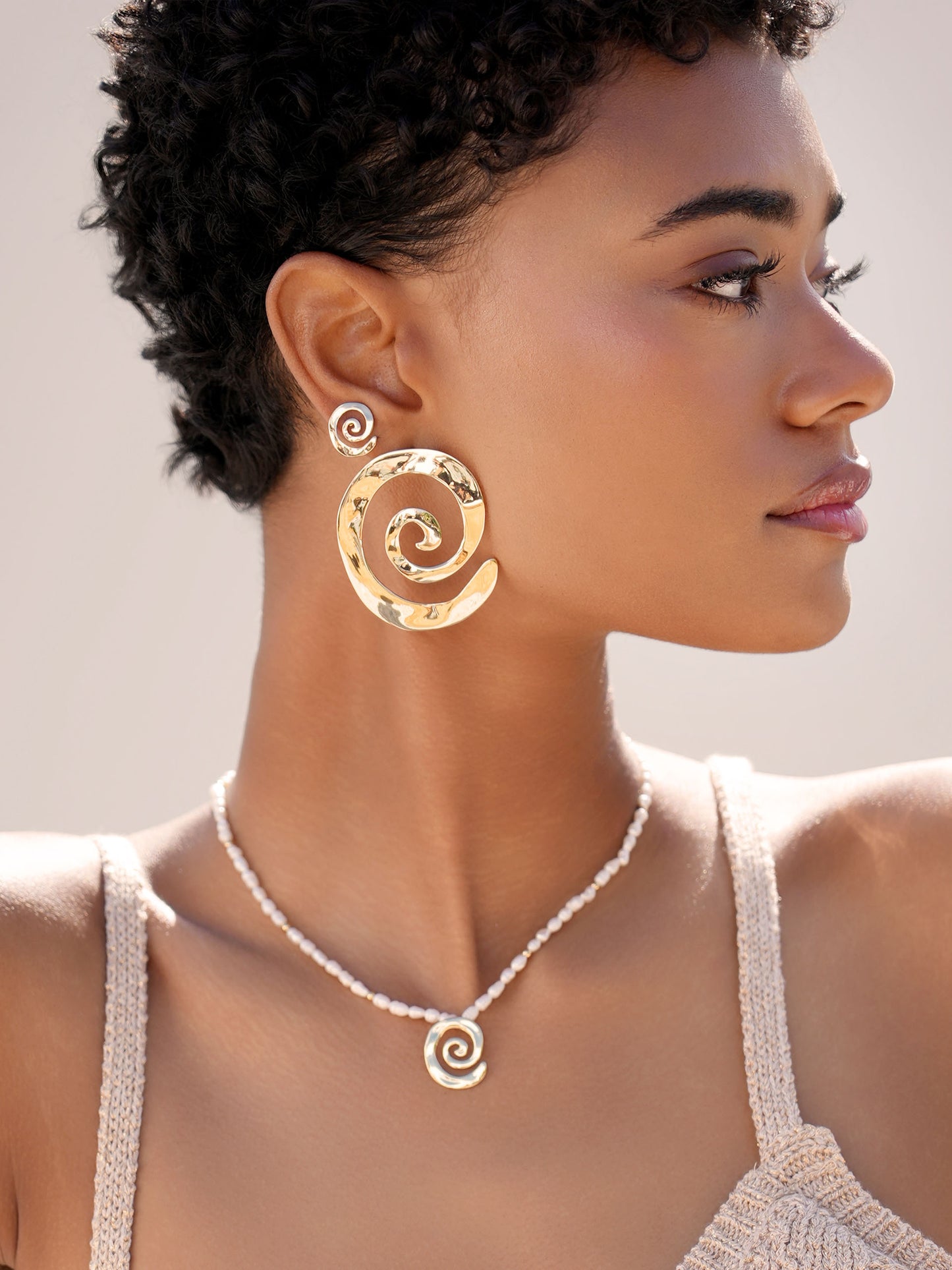 Aura Swirl Studs 18k Gold Plated model 3