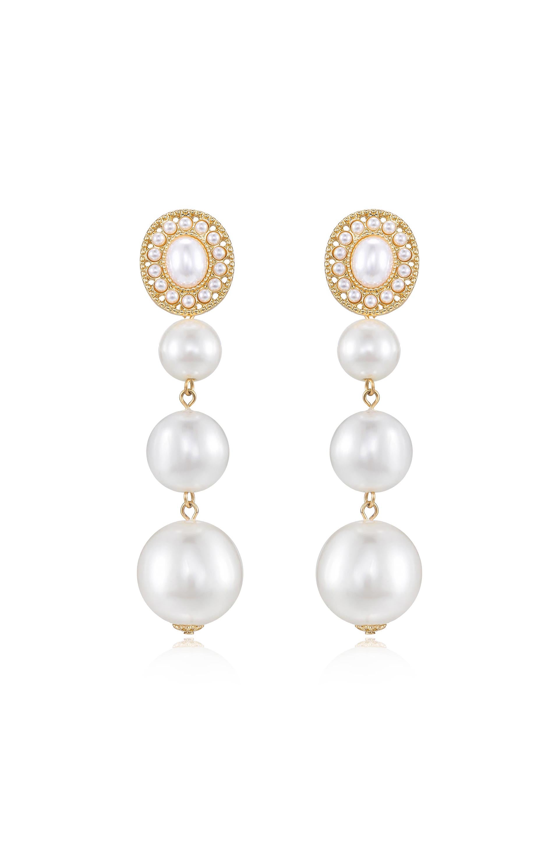 Graduating Pearl Dangle Earrings