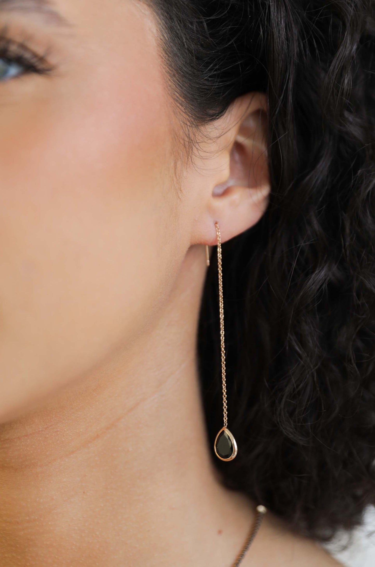 Barely There Chain and Crystal Dangle Earrings Black Crystal with 18k Gold Plating model
