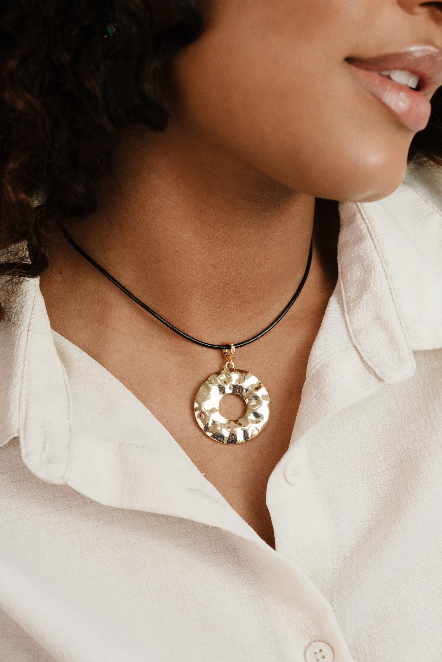 Statement Hammered Circle Cord Necklace on model 3