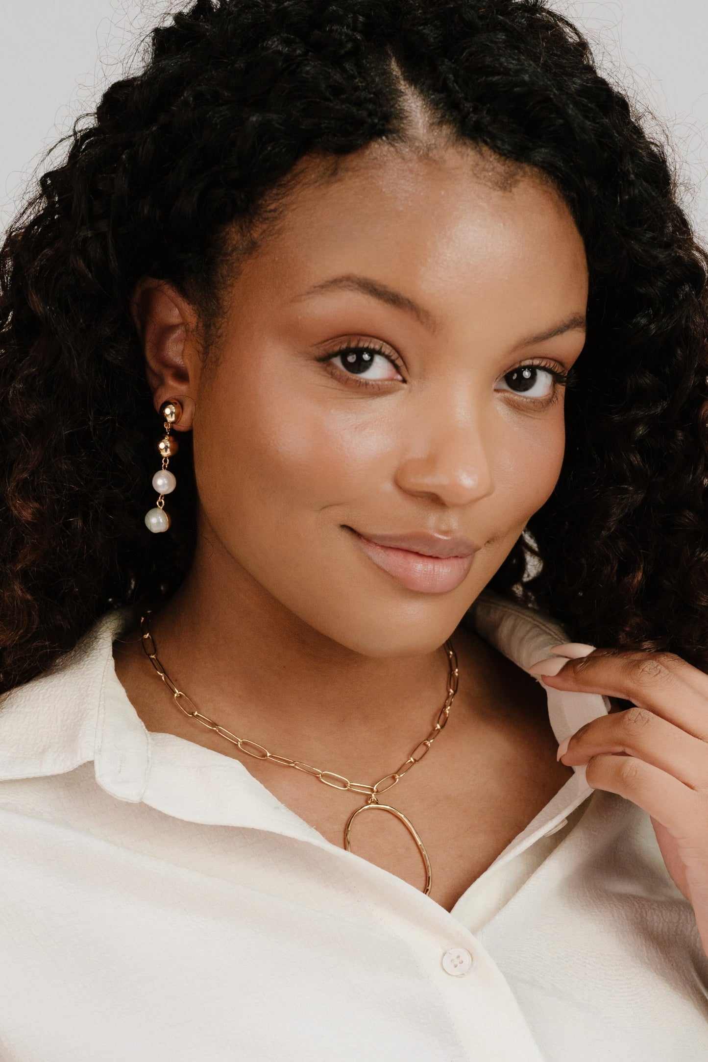 Resort Drop Earrings on model 2