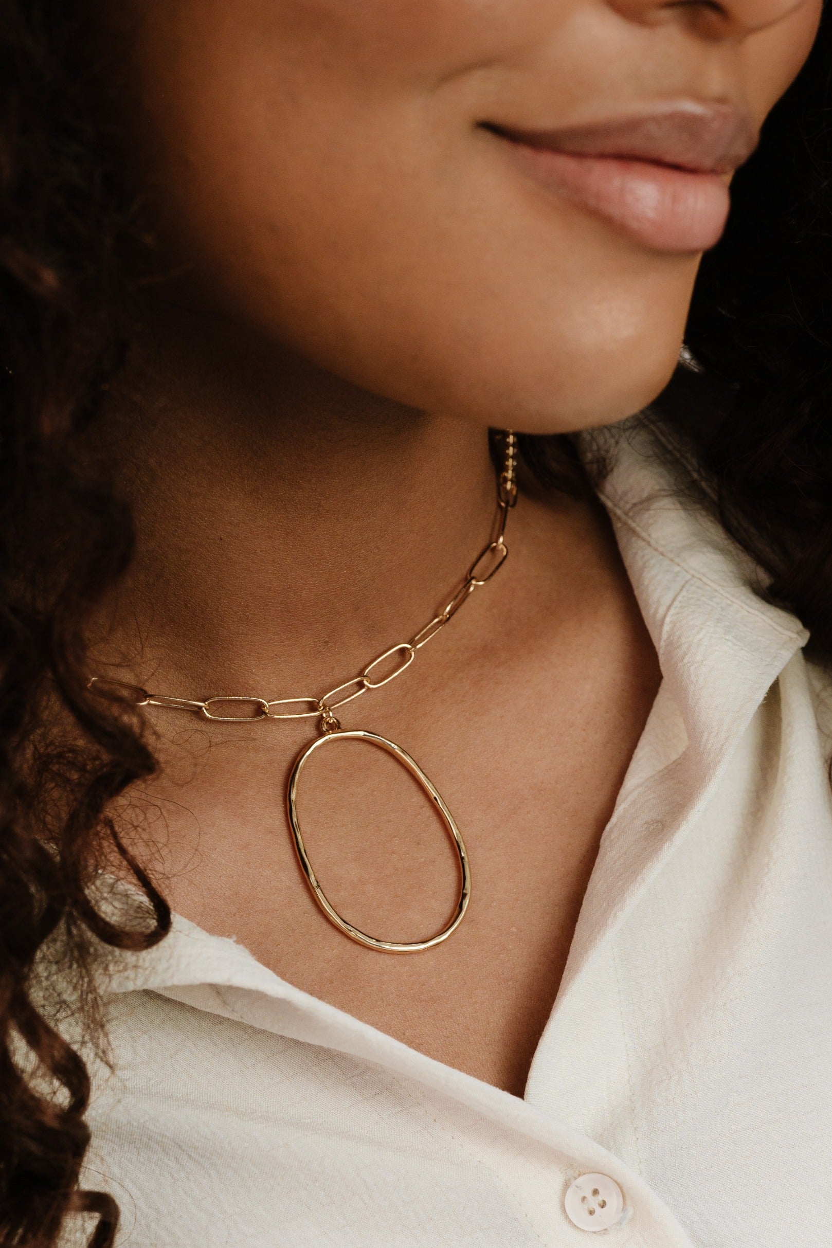 Large Oval Pendant Chain Link Necklace on model 3