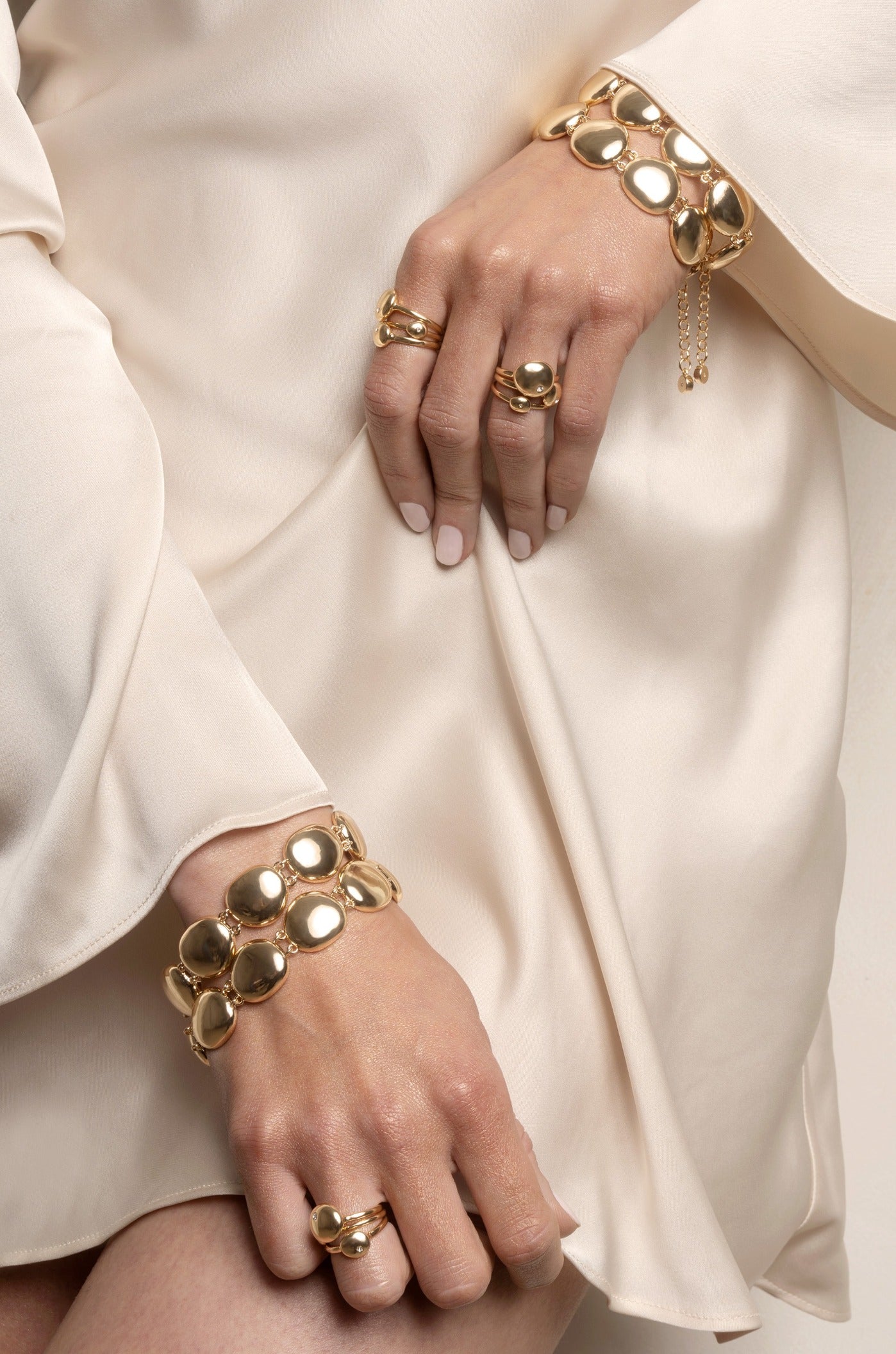 Polished Pebble Linked Bracelet 18k Gold Plated model 5