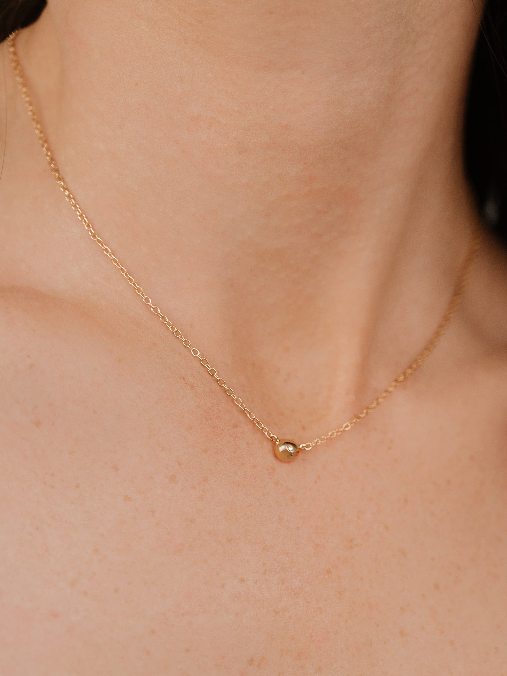 Polished Dainty Pebble Necklace 18k Gold Plated model