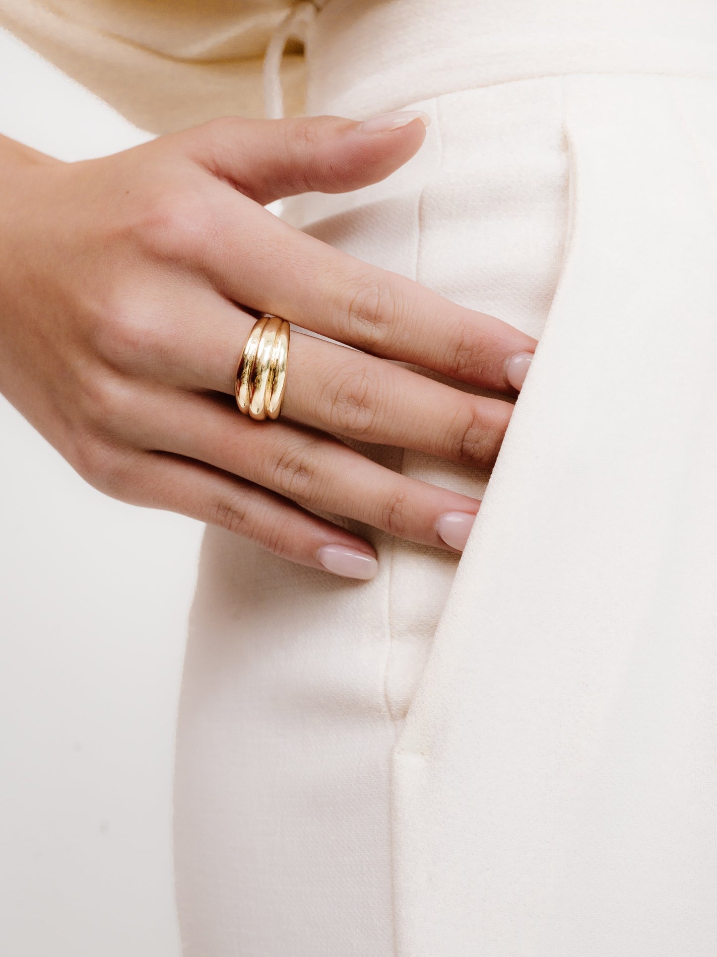 Golden Memory Adjustable Ring on model