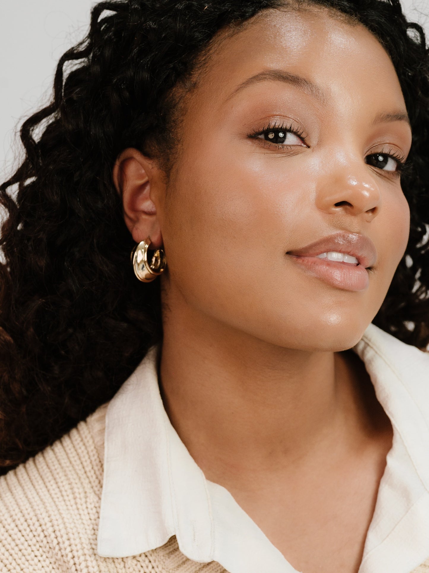 Simple Crescent Earrings on model 2