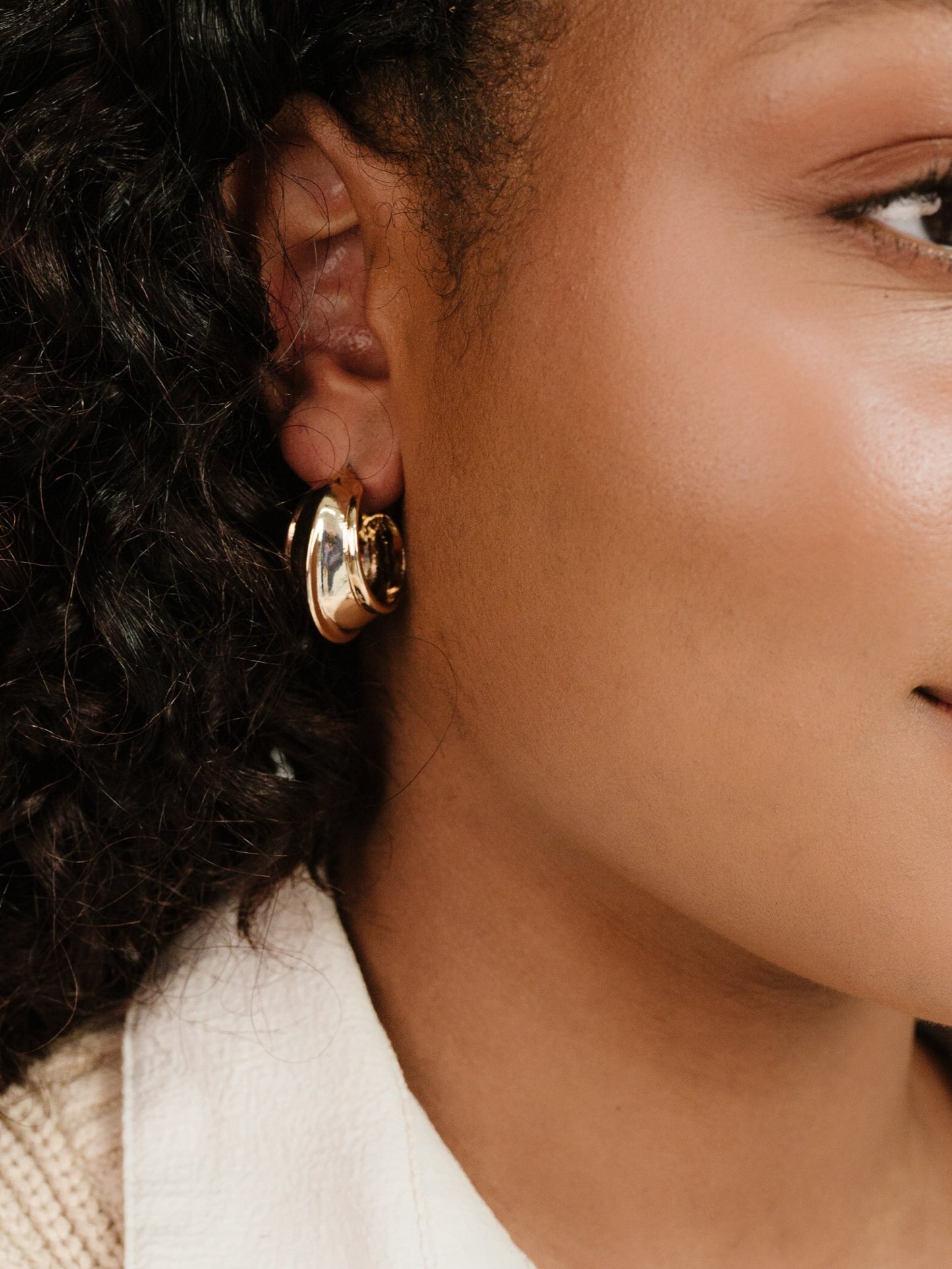 Simple Crescent Earrings on model 3