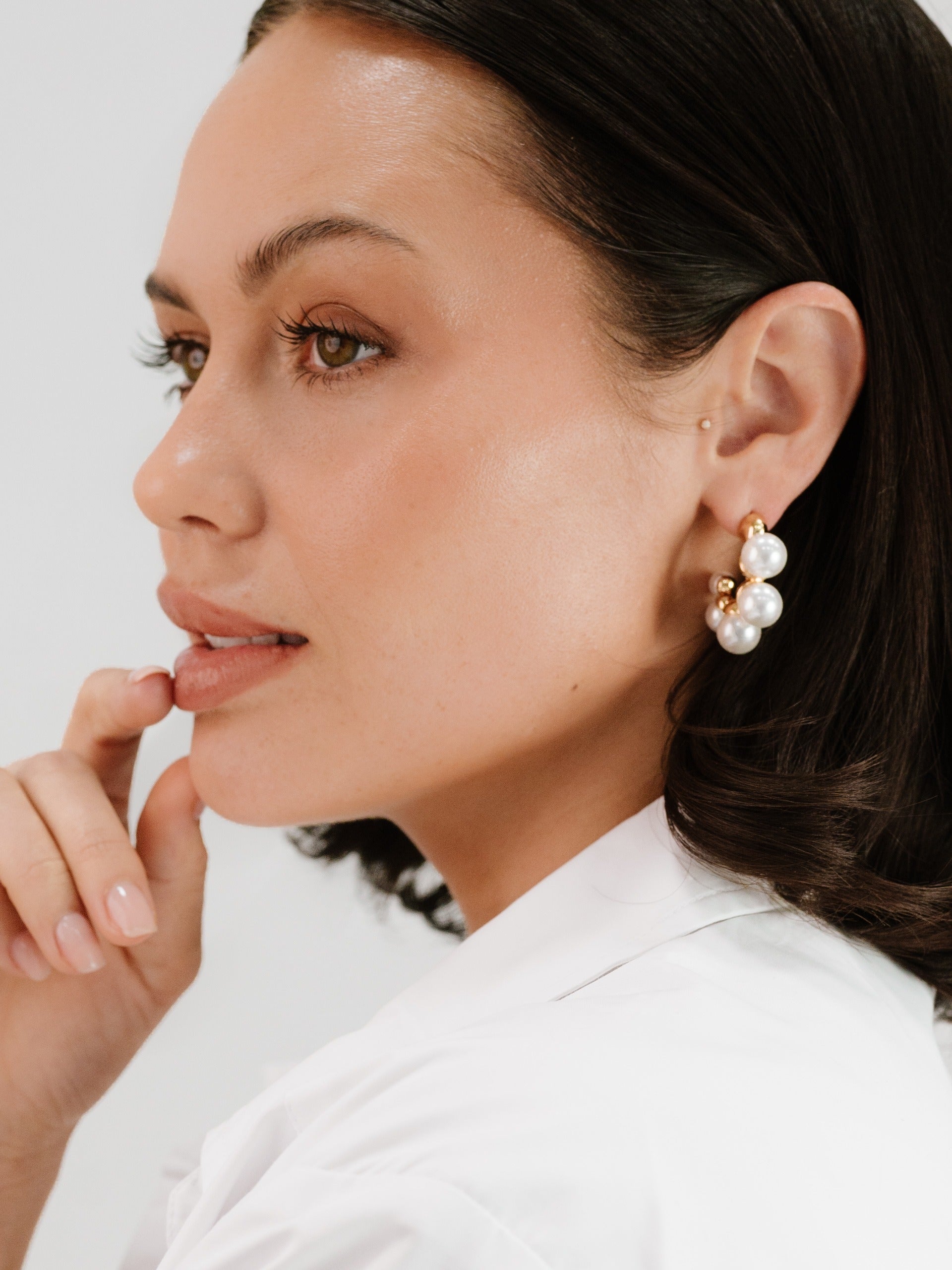 Five Point Pearl Hoop Earrings on model 2