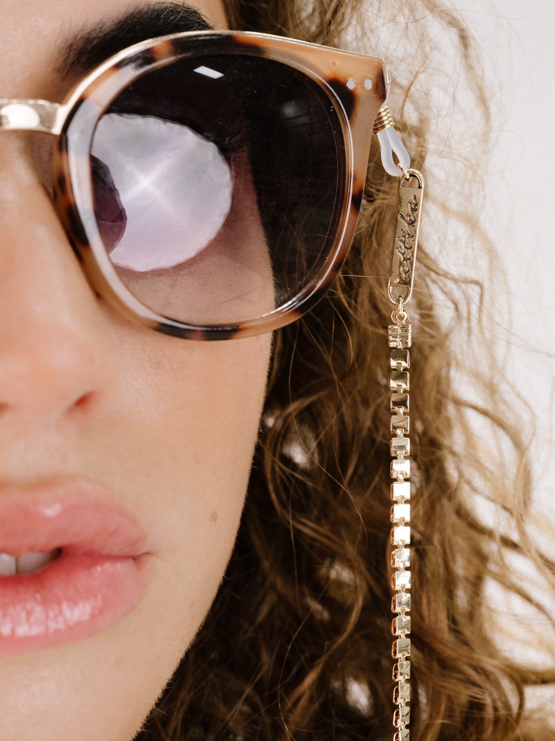 Desert Dweller Glasses Chain on model 4