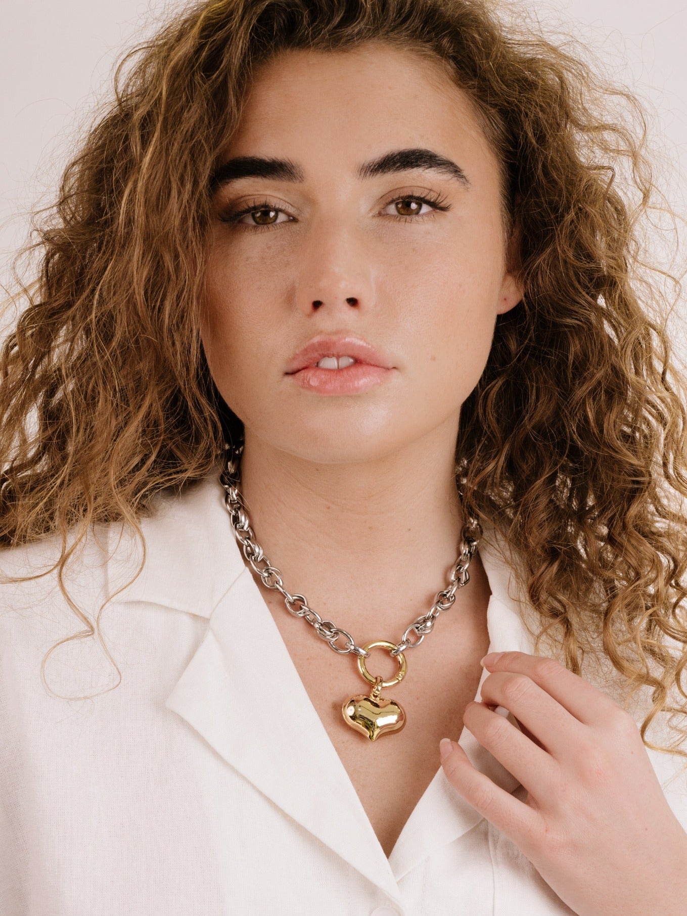 Liquid Gold and Pearl Choker on model 3