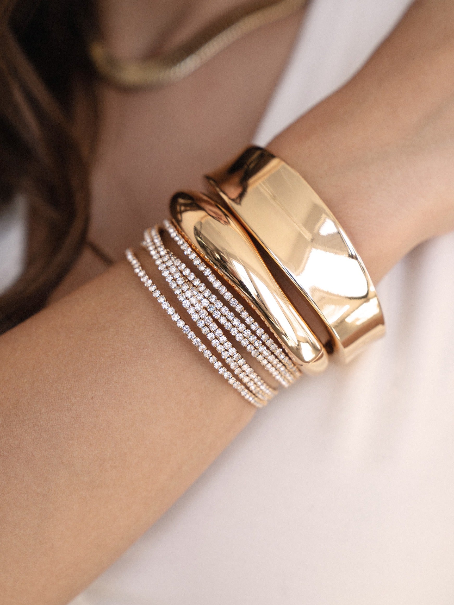 Dreamy Dome Bangle 18k Gold Plated model 3