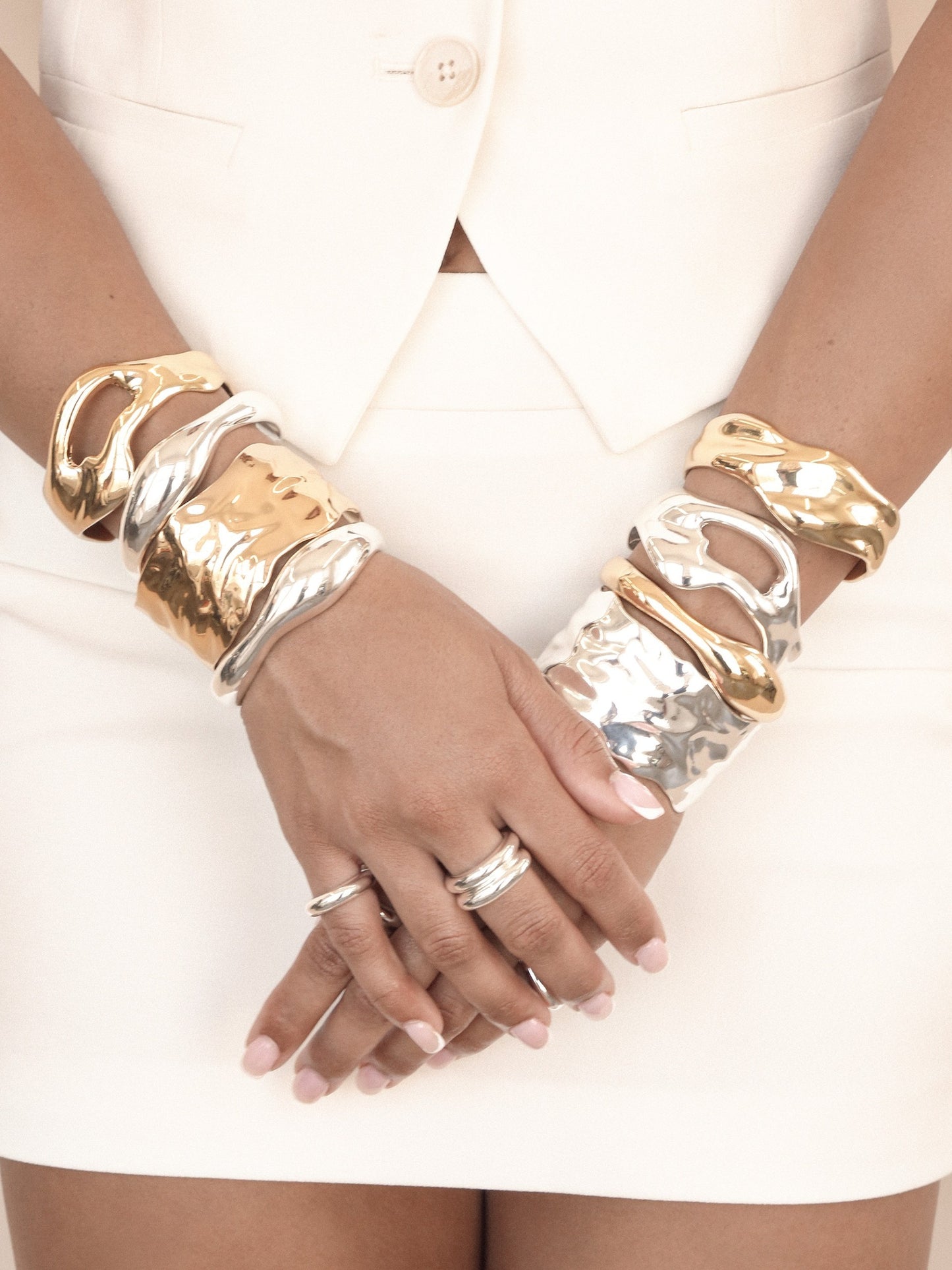 Liquid Love Cuff 18k Gold Plated model 4