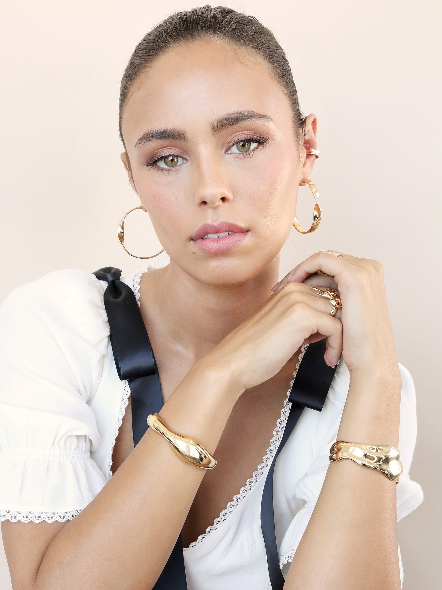 Heirloom Twist Large Hoops 18k Gold Plated model 3