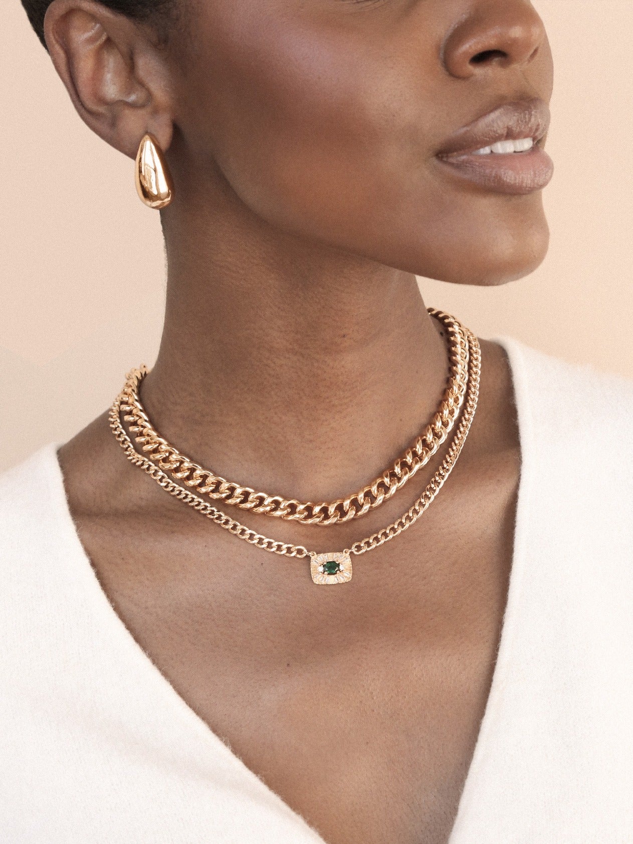 Emerald Green Crystal Pendant Necklace Set on model 3