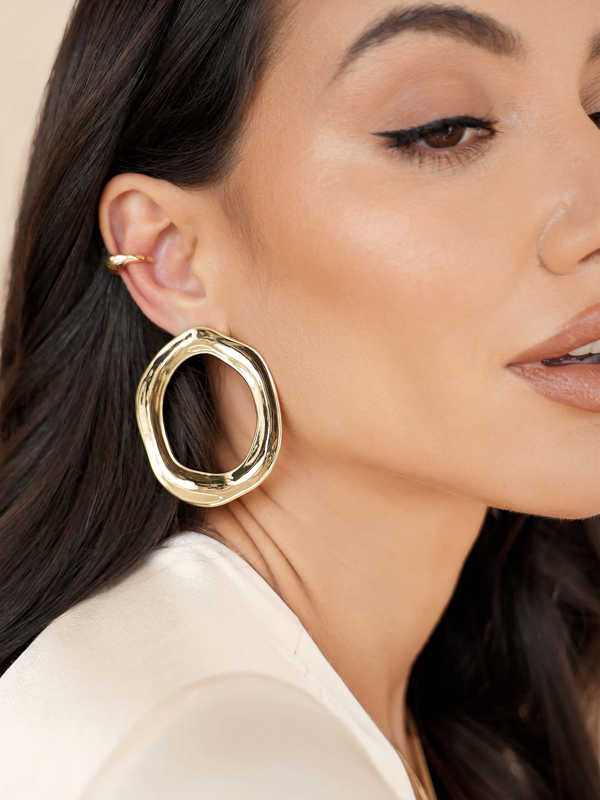 Open Circle Earrings 18k Gold Plated model 3