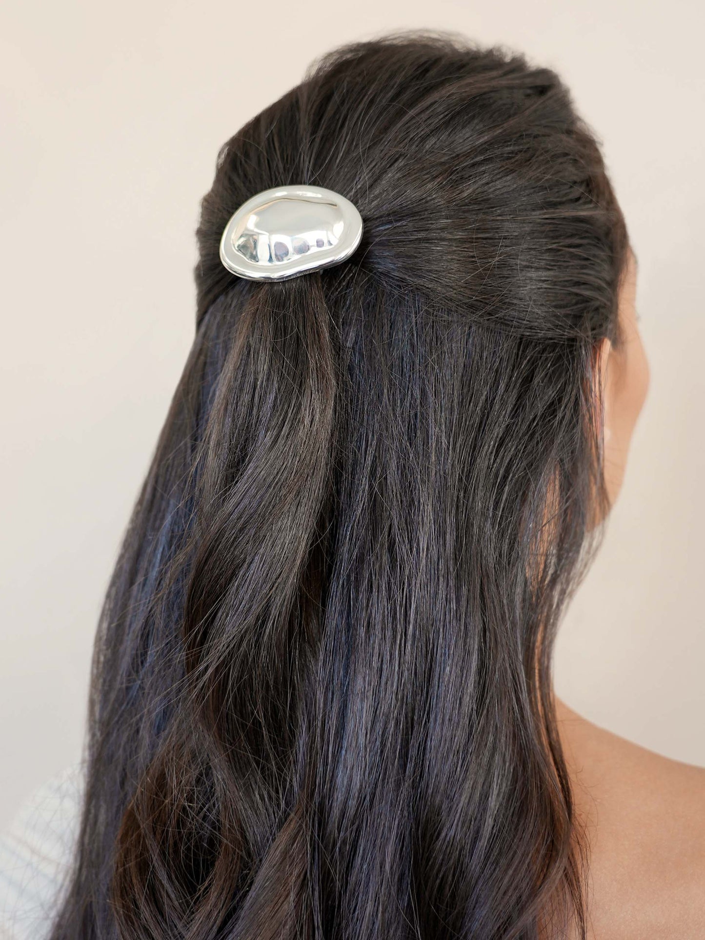 Oval Luxe Barrette Silver Plated model