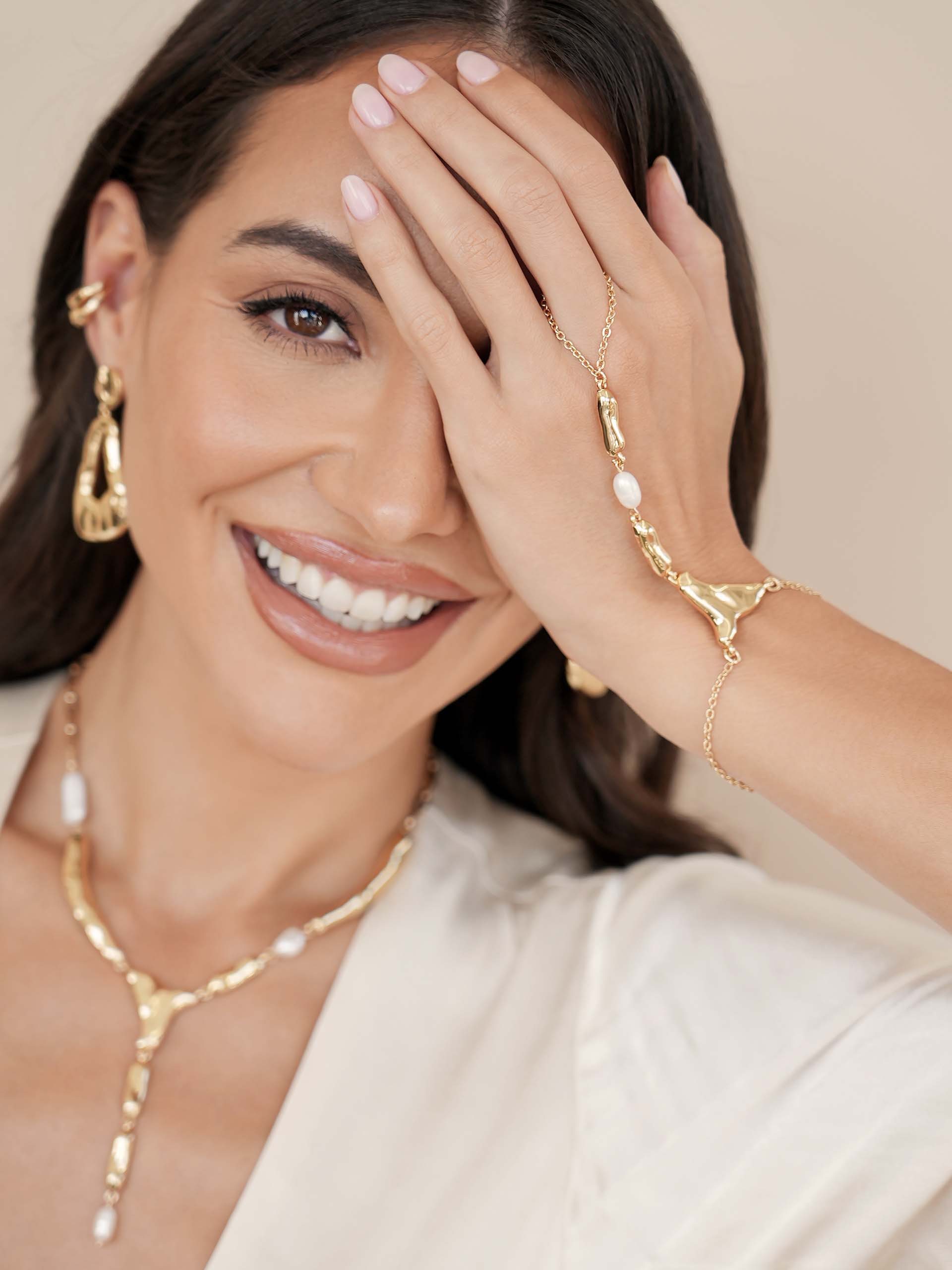 Liquid Metal Hand Chain Pearl with 18k Gold Plating model 3