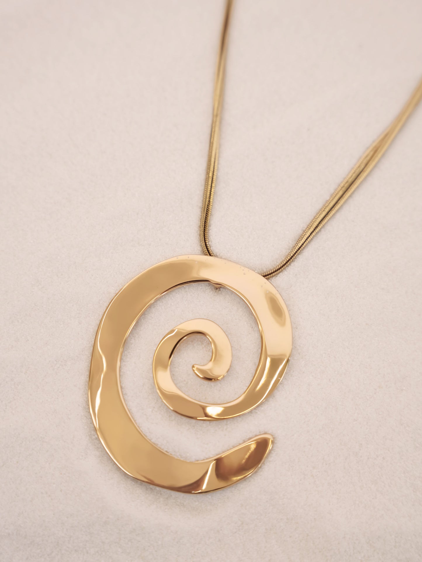 Aura Swirl Necklace 18k Gold Plated 2