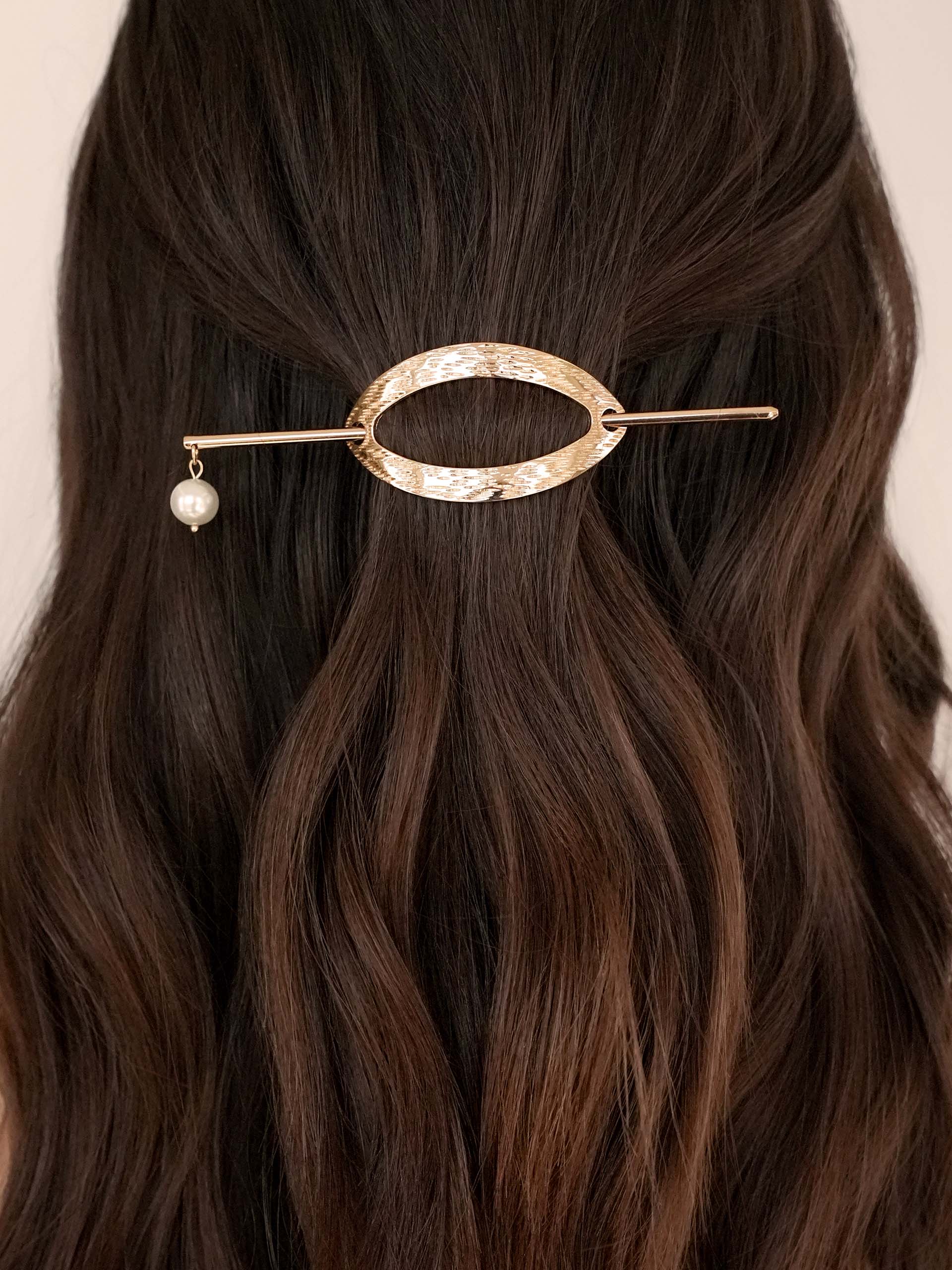 Oval French Barrette Gold Tone model