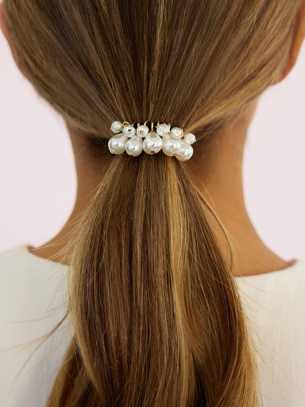 Pearl Charms Hair Tie Second