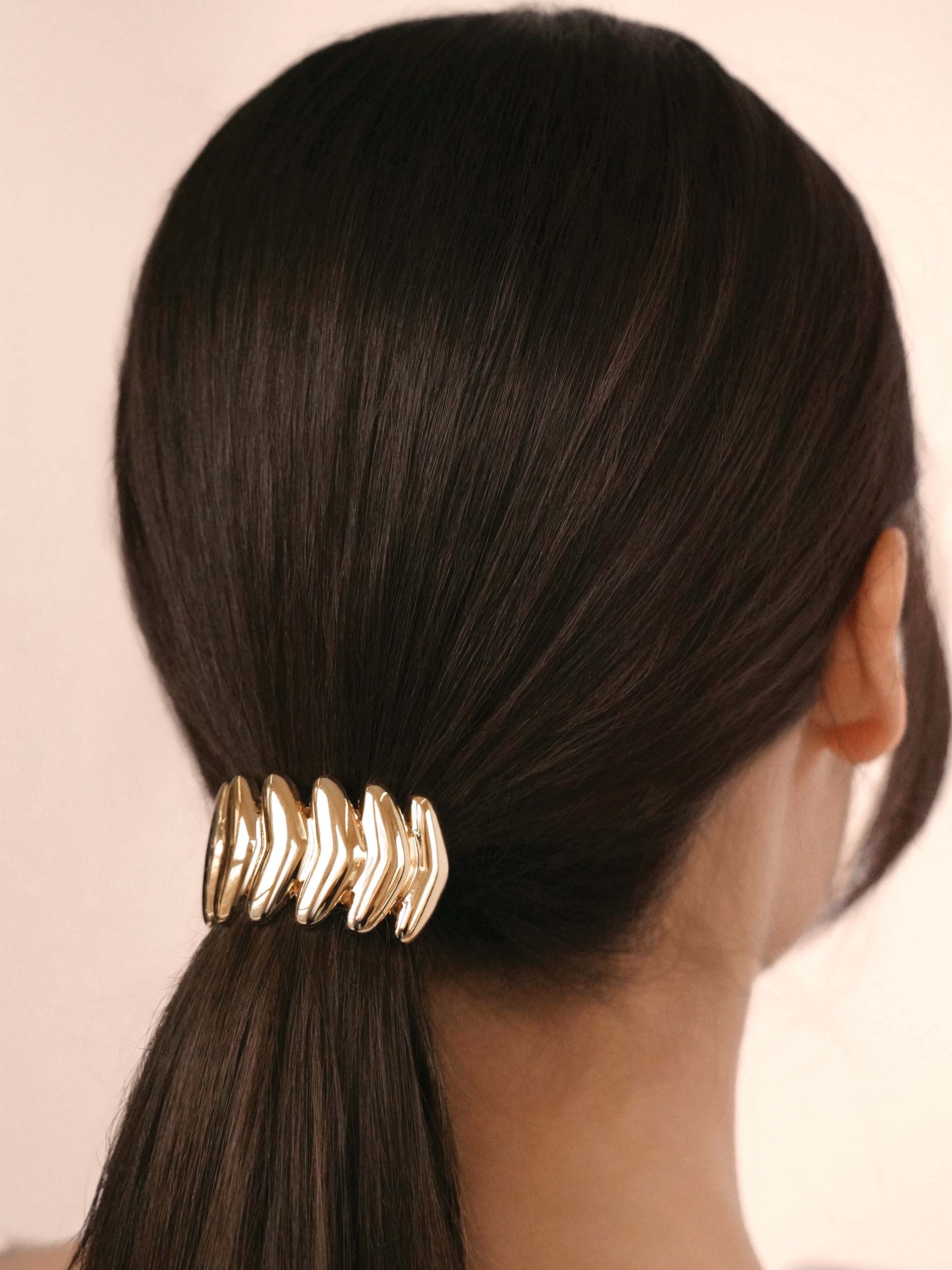 Moderna Hair Tie Gold Tone with Black Elastic model 2