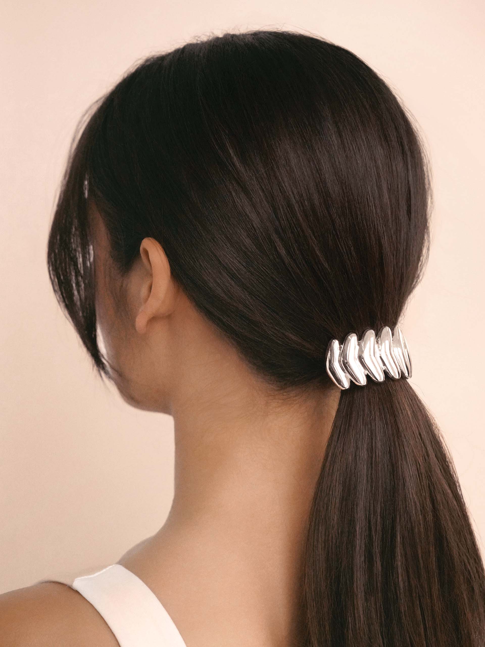 Moderna Hair Tie Silver with Black Elastic model 3