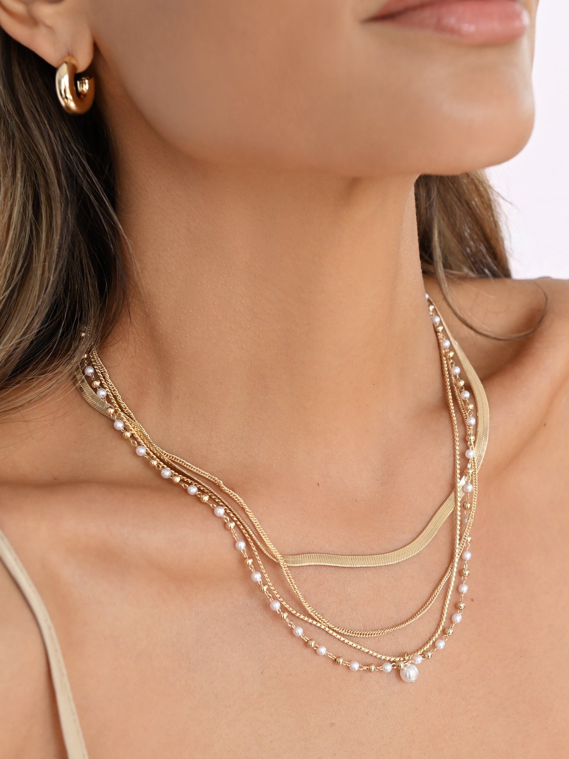 All the Chains Pearl Layered Necklace Pearl with 18k Gold Plating model