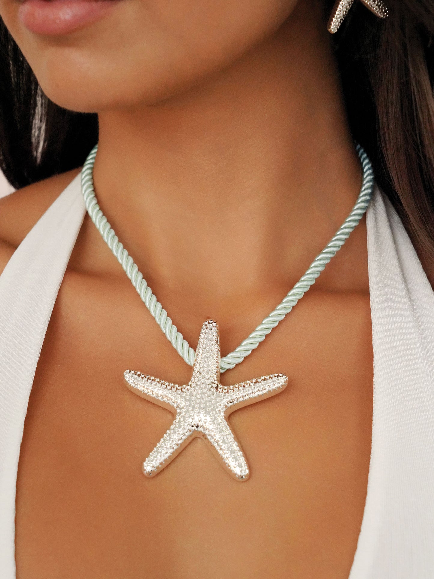 Starfish Statement Pendant Necklace Seafoam Rope with Silver Plating model
