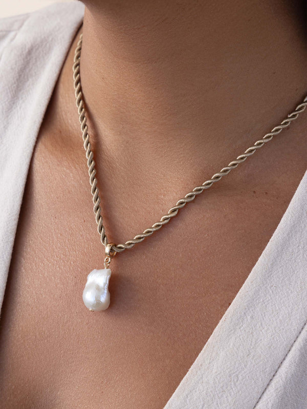 Freshwater Token Necklace Second