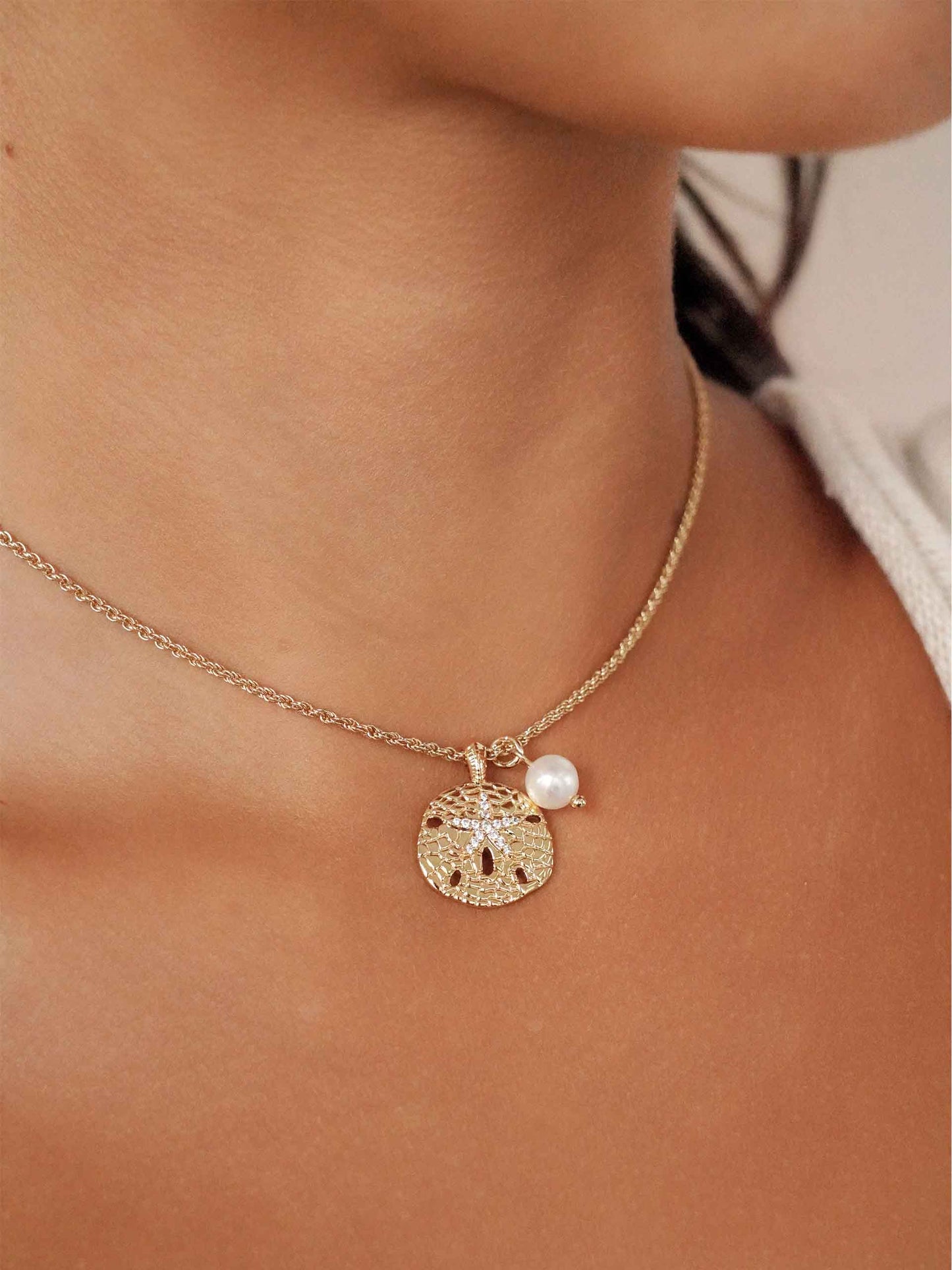 Sand Dollar Charm Necklace on model 4