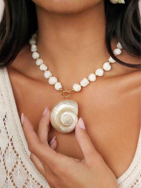 Sunken Treasure Shell Necklace Second