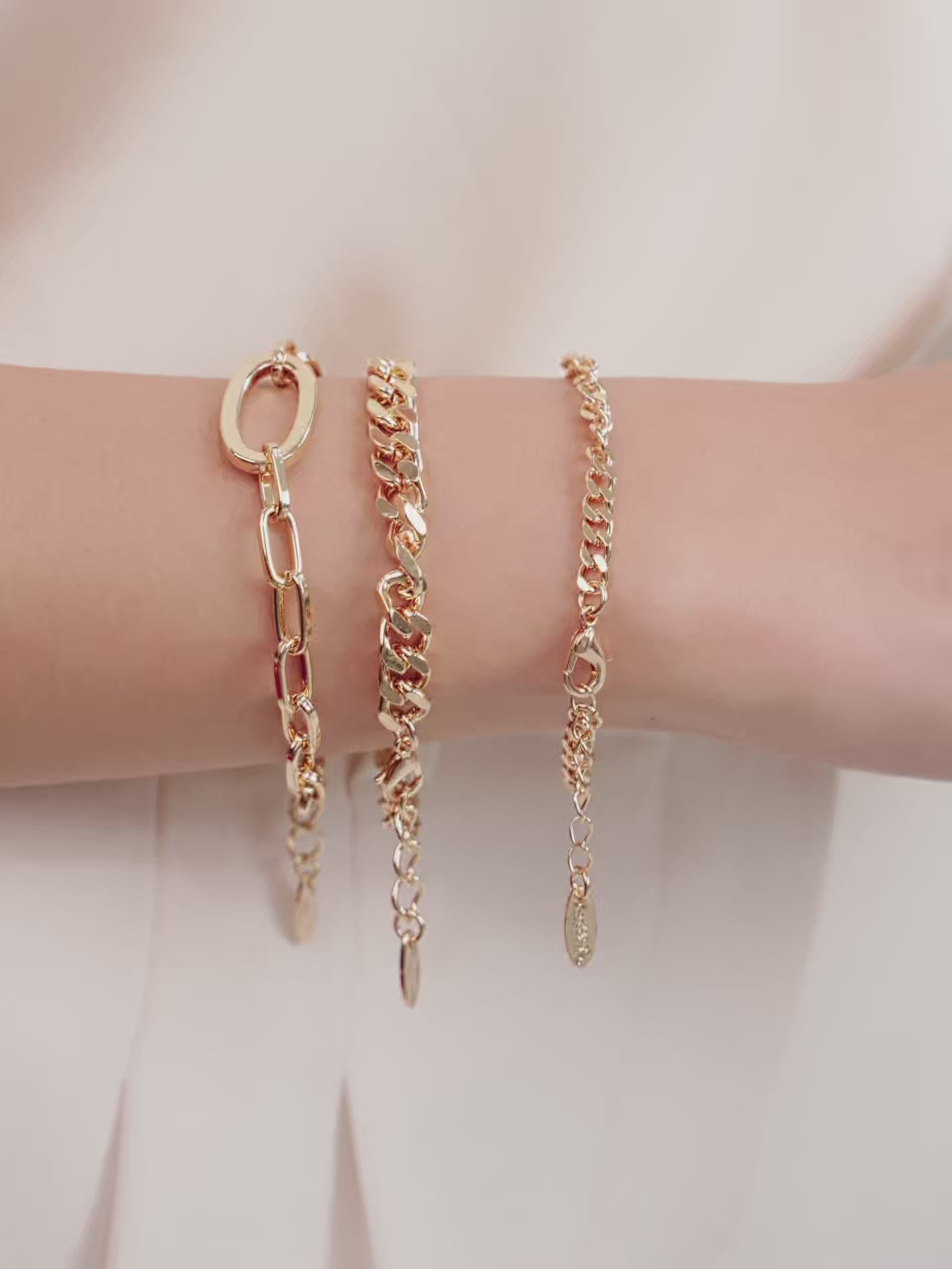 Chain Game Bracelet Set video