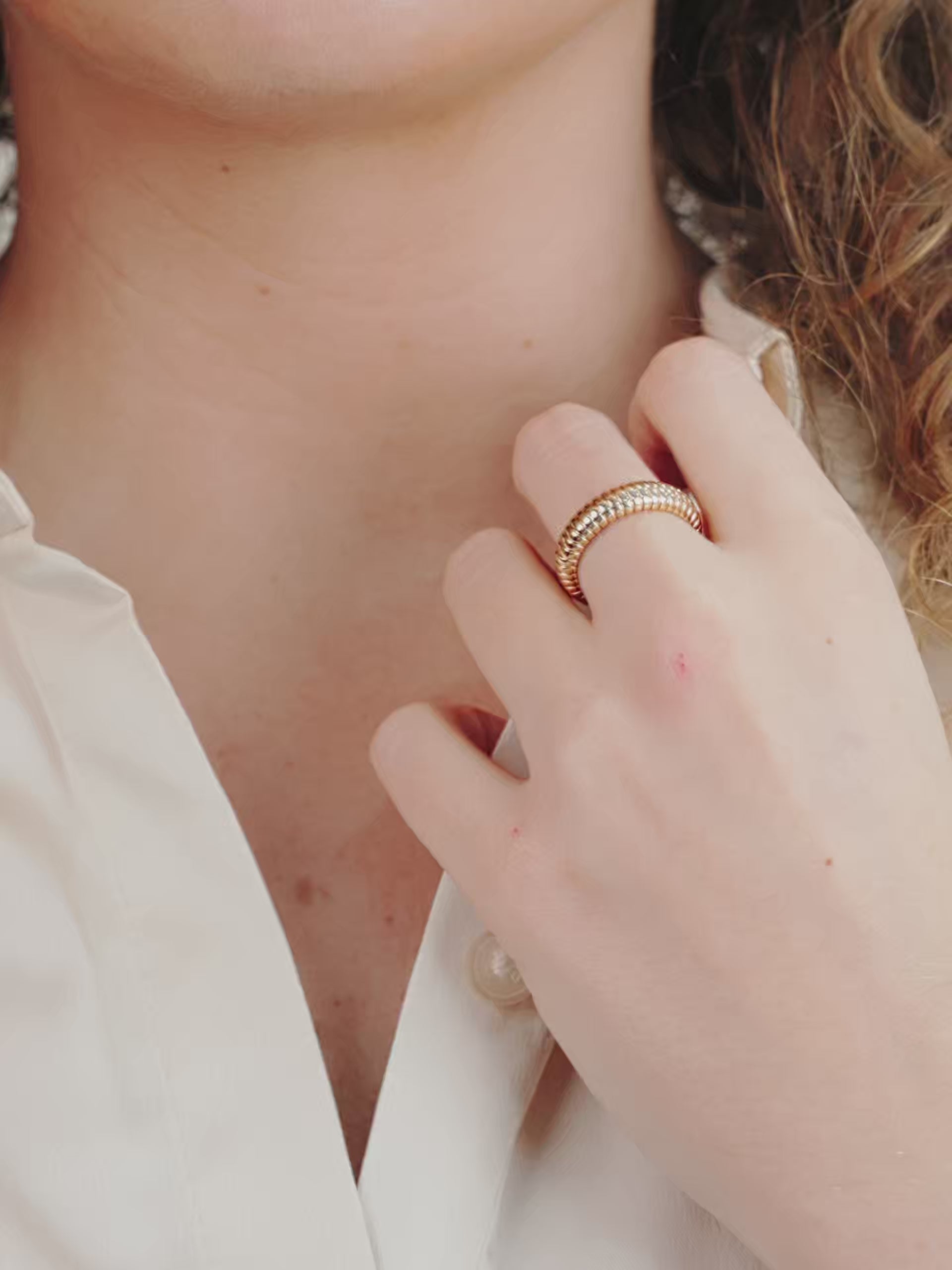 Ribbed Flex Ring 18k Gold Plated video
