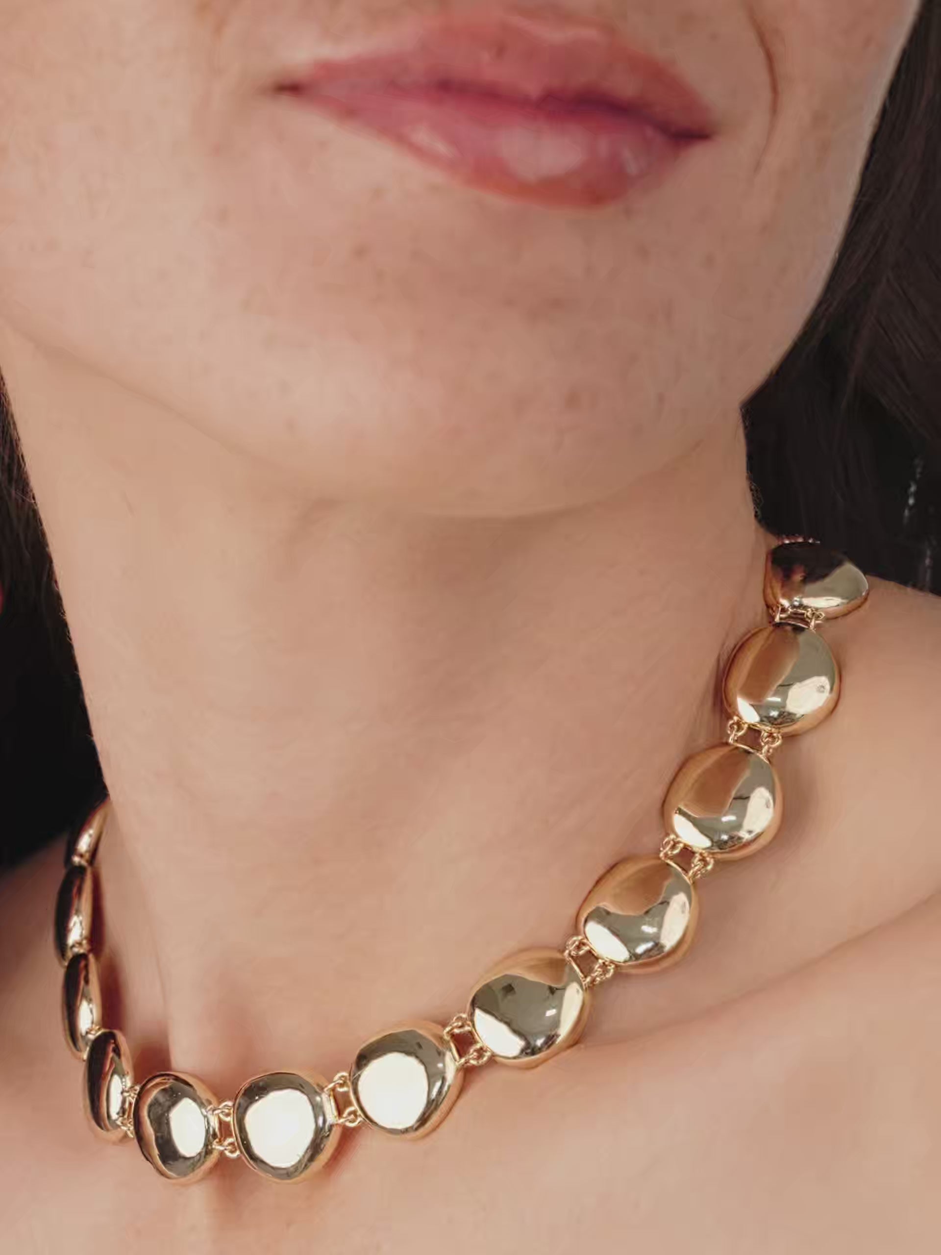Polished Pebble Choker Necklace 18k Gold Plated video