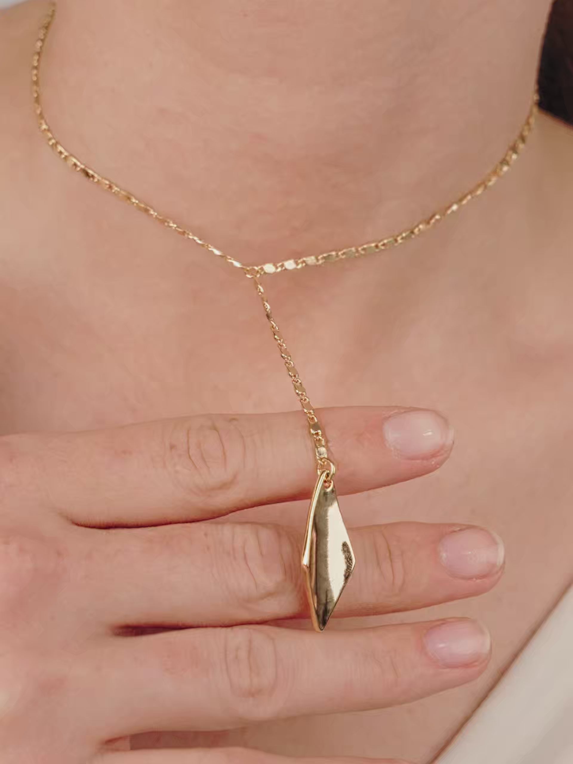 Kite Drop Pendant Necklace video