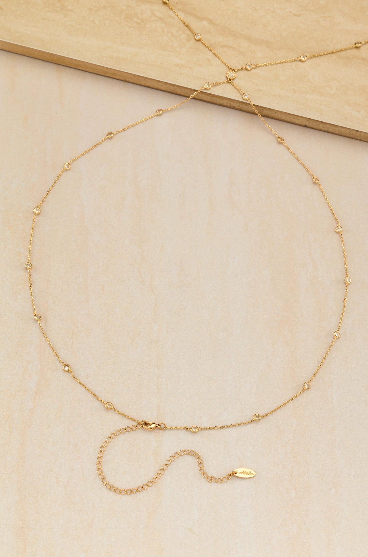 Simple Crystal X Body Chain slate