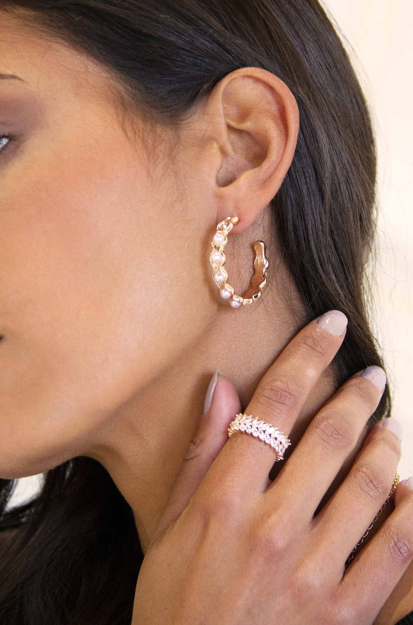 Pretty Pearls 18k Gold Plated Hoop Earrings on a model