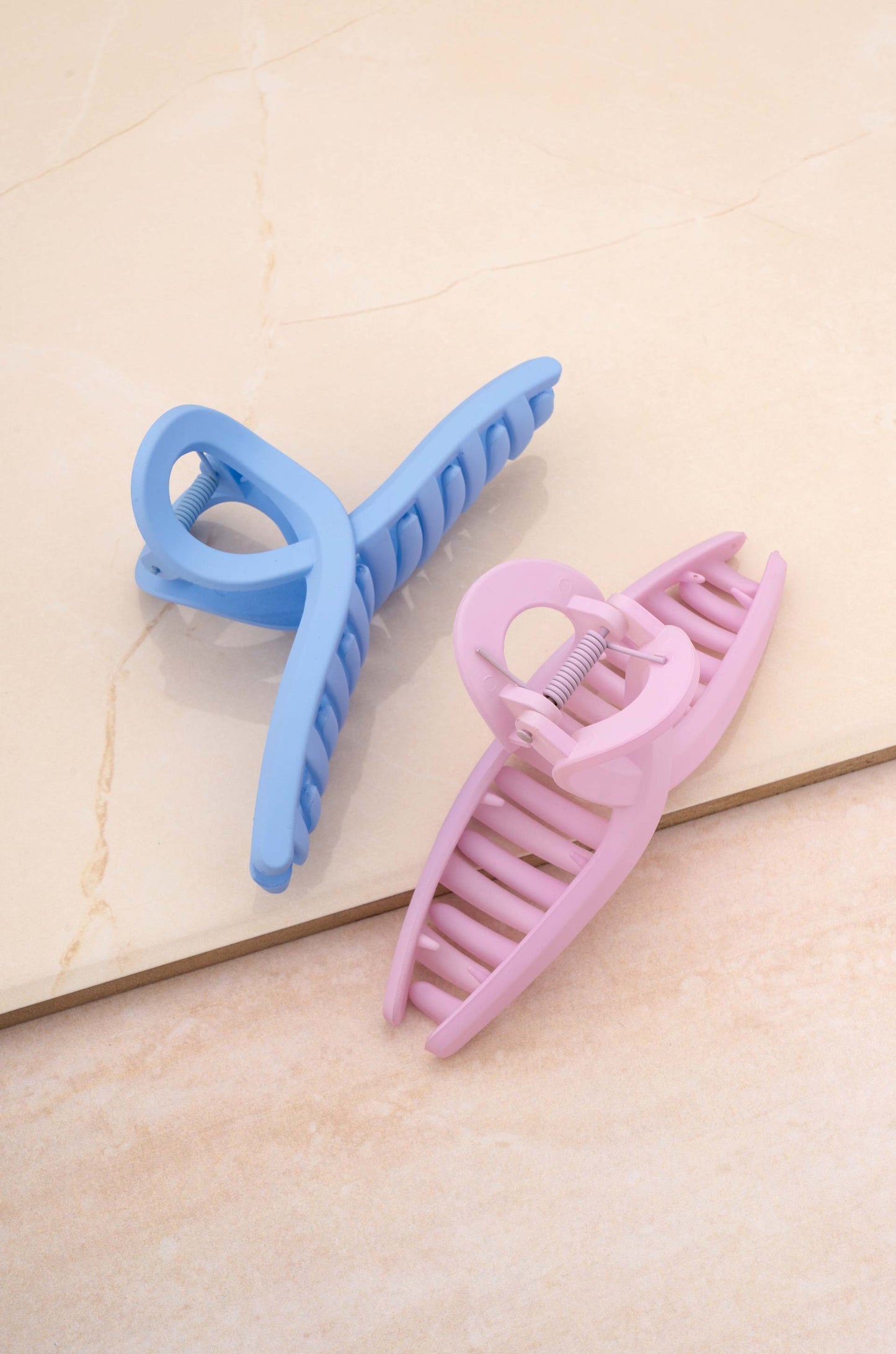 Down to Business Hair Claw Set on slate 2