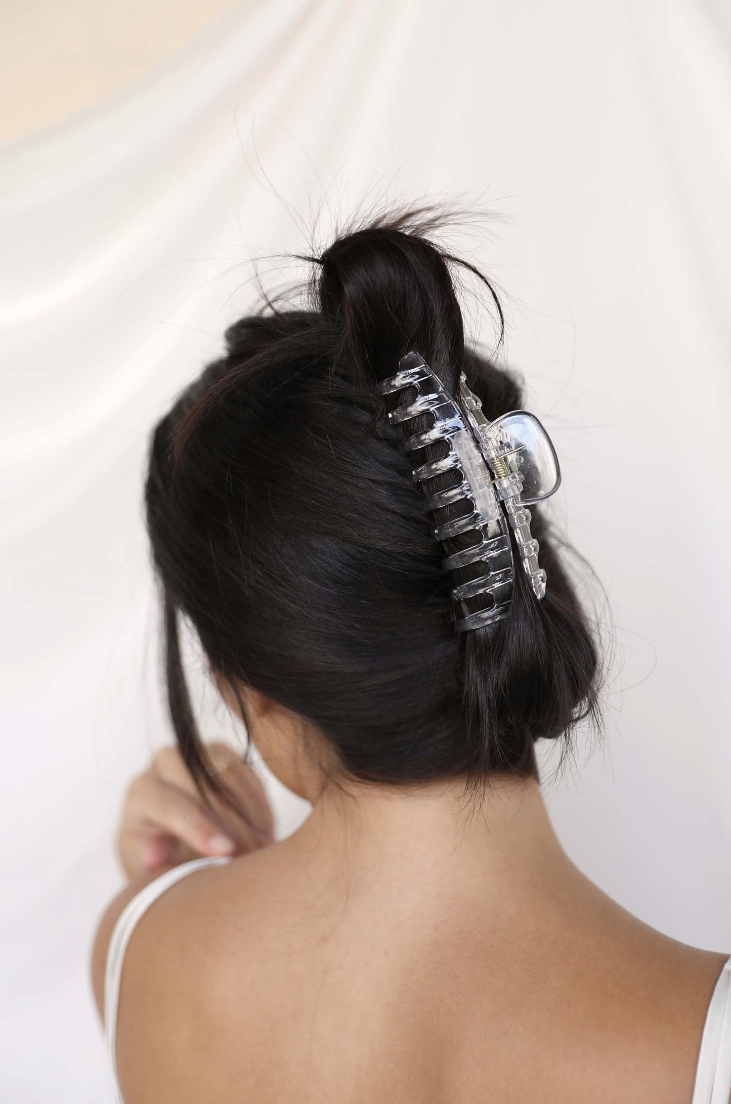Clear Minds Hair Claw Set on a model