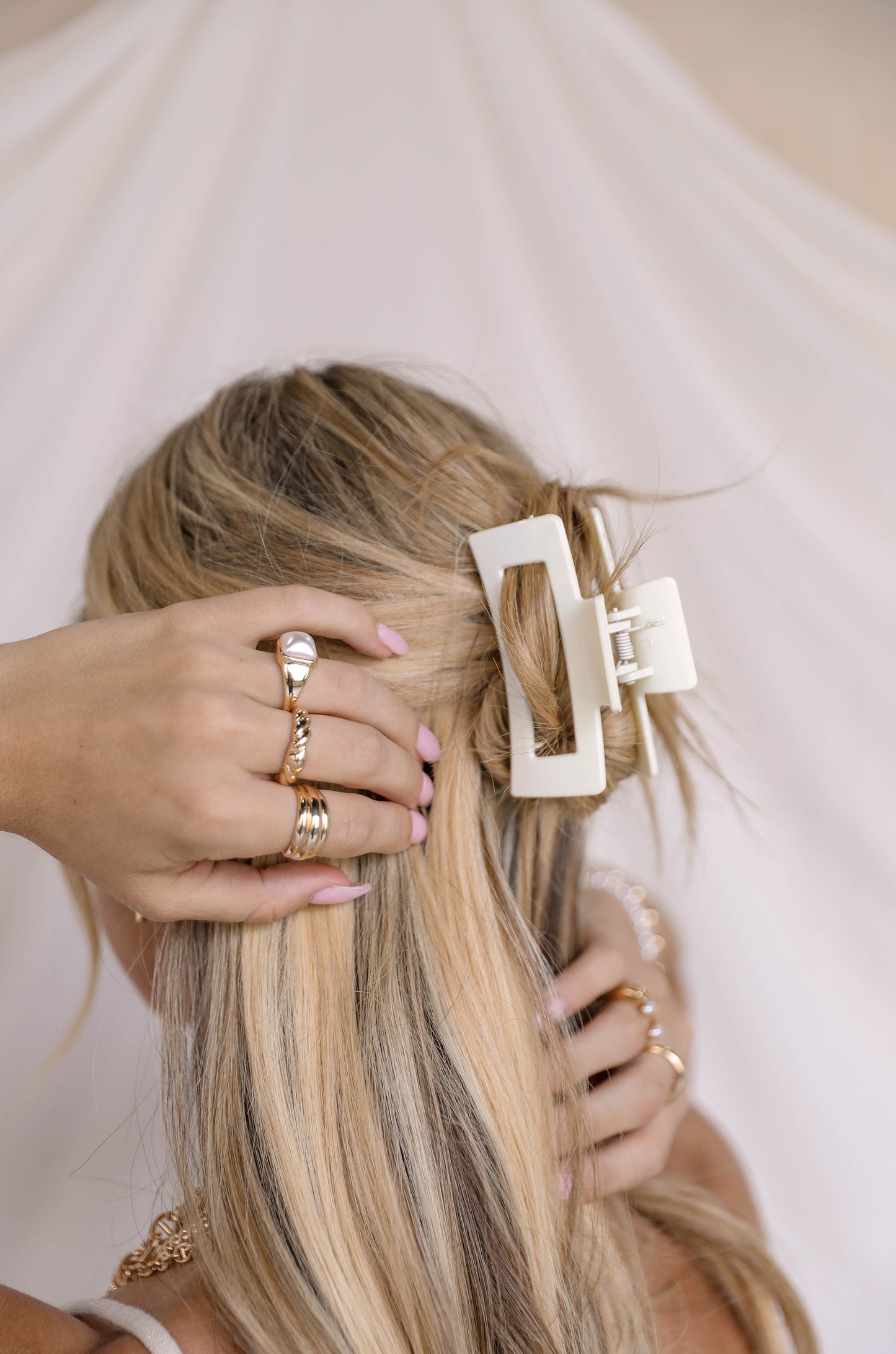 Everyday Essential Hair Claw Set on a model