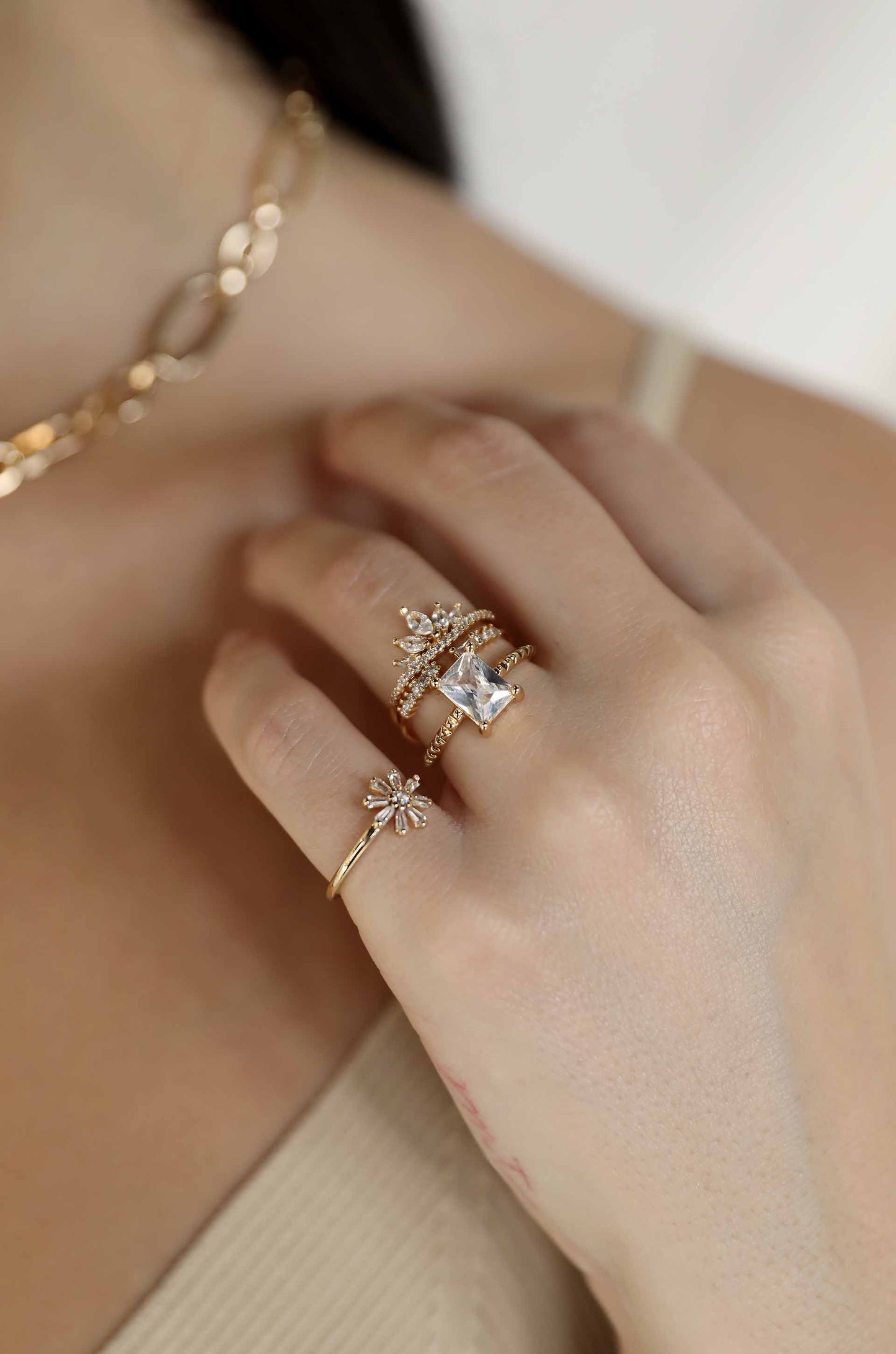 Delicate Daisy Crystal 18k Gold Plated Ring Set on a model