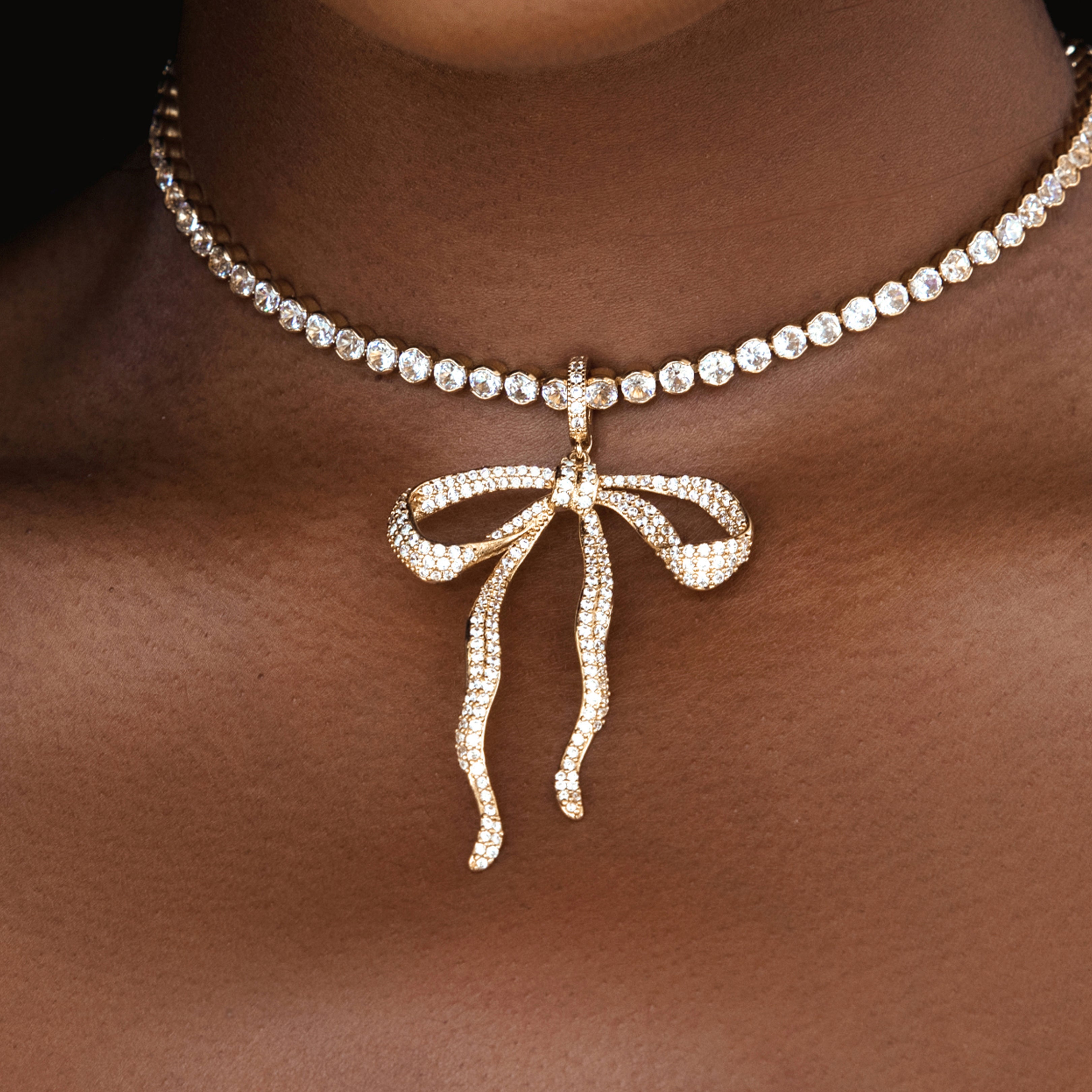 model in bow organica collection