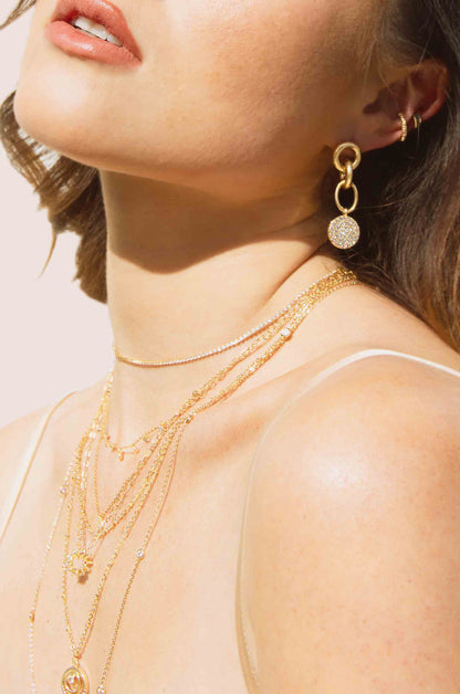 Adjustable Box Chain 18k Gold Plated Choker on model