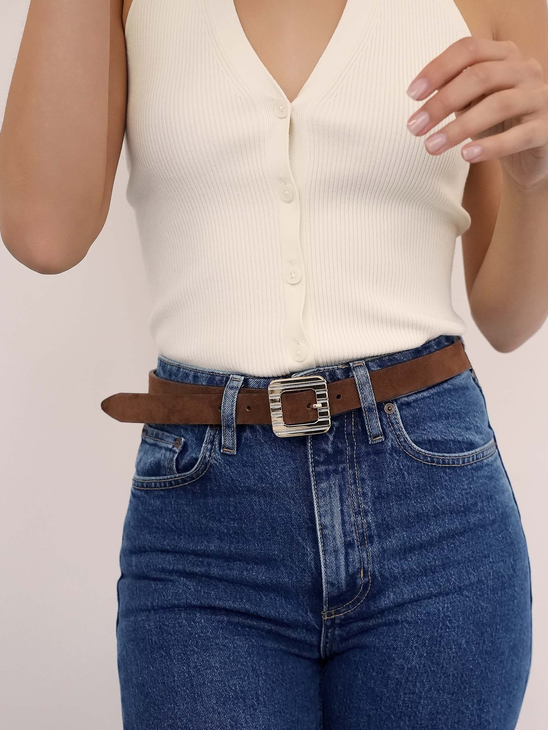 Timeless Texture Belt in Warm Truffle on model 4