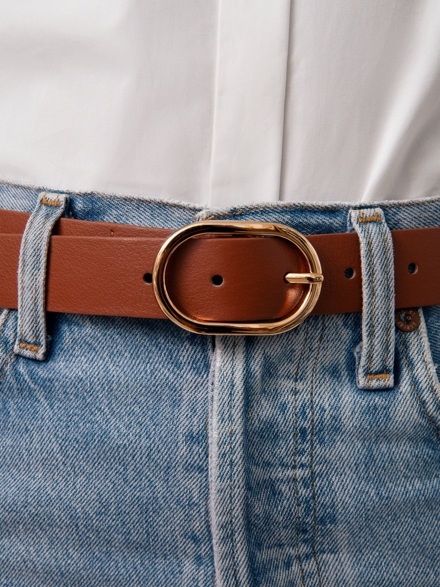 Boyfriend Stud Belt in Cognac