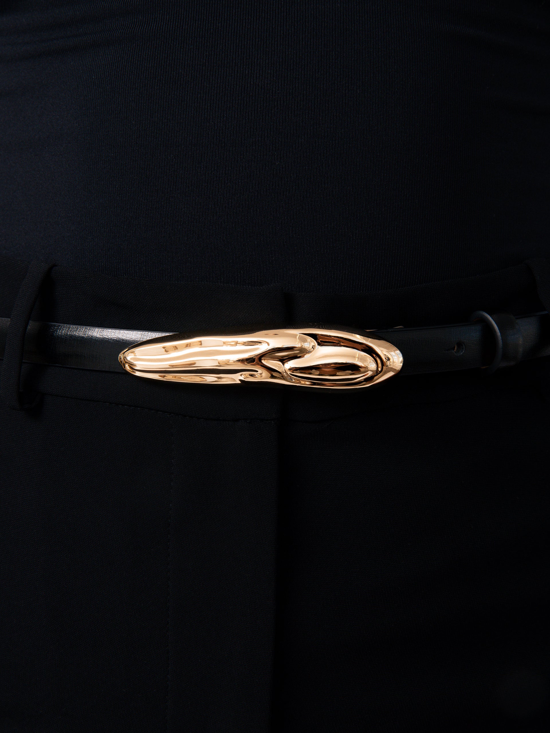Liquid Luxe Belt in Black